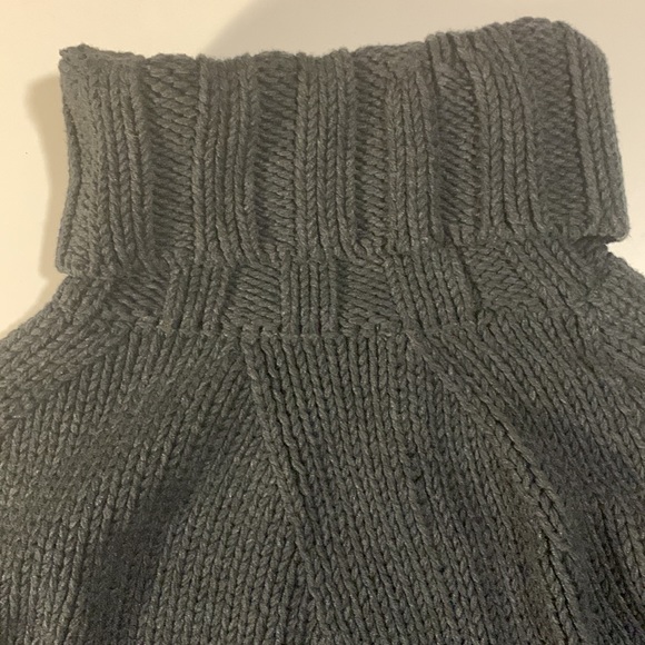 𝅺TOMMY Hilfiger Charcoal Gray Turtleneck Cape, Size OS. Like New. - Picture 2 of 12